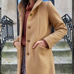 Wilfred Aritzia The Cocoon Coat - Gold Camel Medium